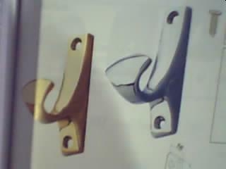 COLGADOR 50 LATON