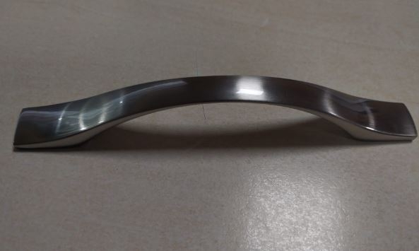 TIRADOR PULL-001 128MM NIQ.SAT.26604