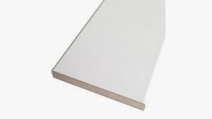 TAPETA BLANCA DM  70x10  2.70 MTS.