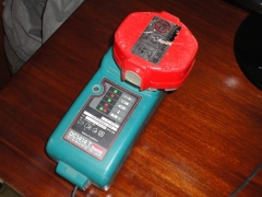 CARGADOR MAKITA DC1414